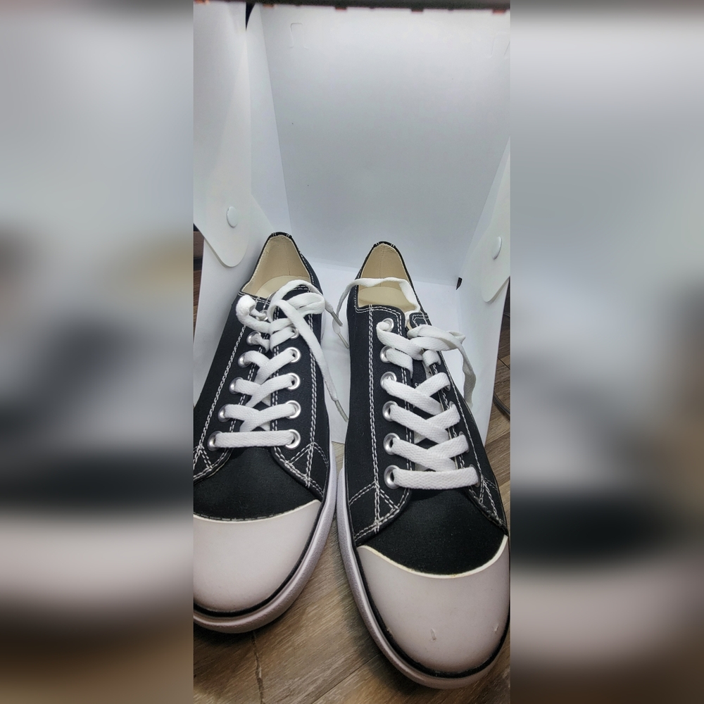 Keuka Element Black and White Men's Sneakers